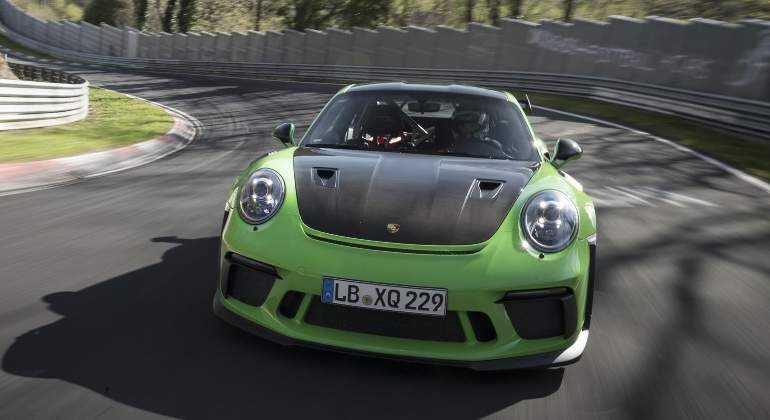 Porsche-911-GT3-RS-record.jpg