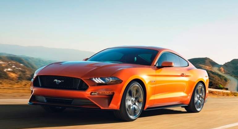 ford-mustang-2018-1.jpg