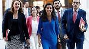 El ala dura de Vox levanta el veto a  los gobiernos de Madrid y Murcia
