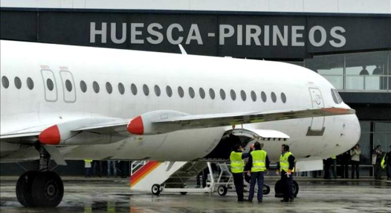 aeropuerto-huesca-pirineos-770.jpg