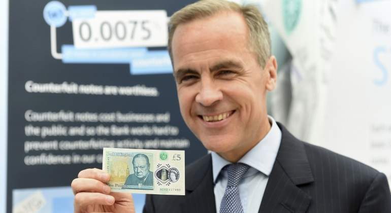 carney-libra-plastico.jpg