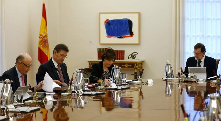 rajoy-consejo-ministros-11oct-moncloa2.jpg