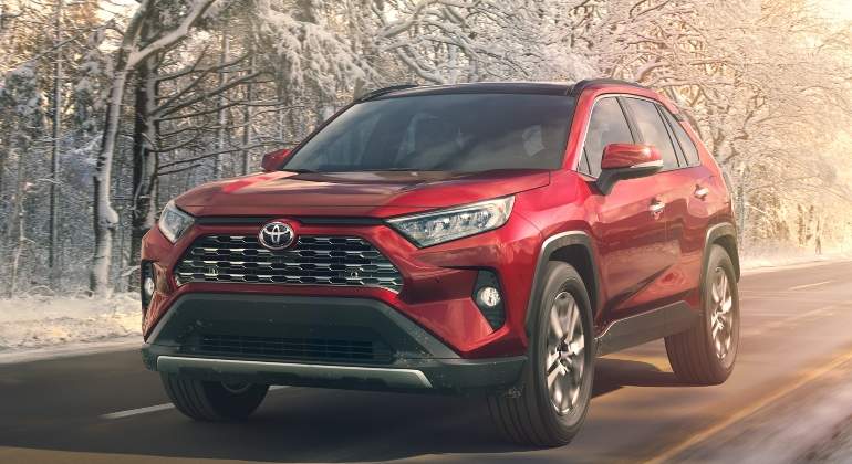toyota-rav-2019-01.jpg