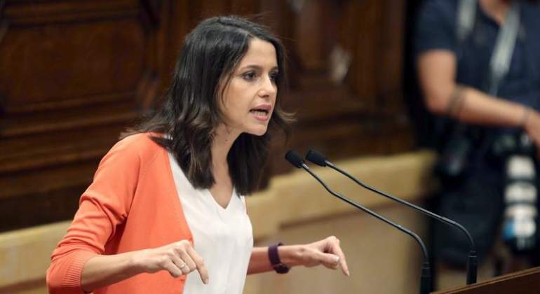 arrimadas-parlament-6sep-efe.jpg
