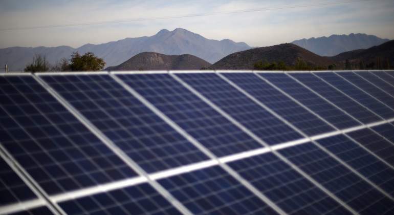 El Gobierno elimina el impuesto al sol y reconoce el derecho al autoconsumo sin peajes ni cargo