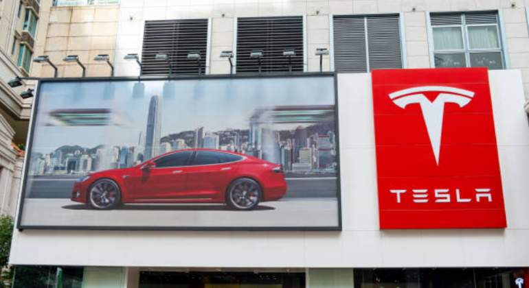 Tesla-770.jpg
