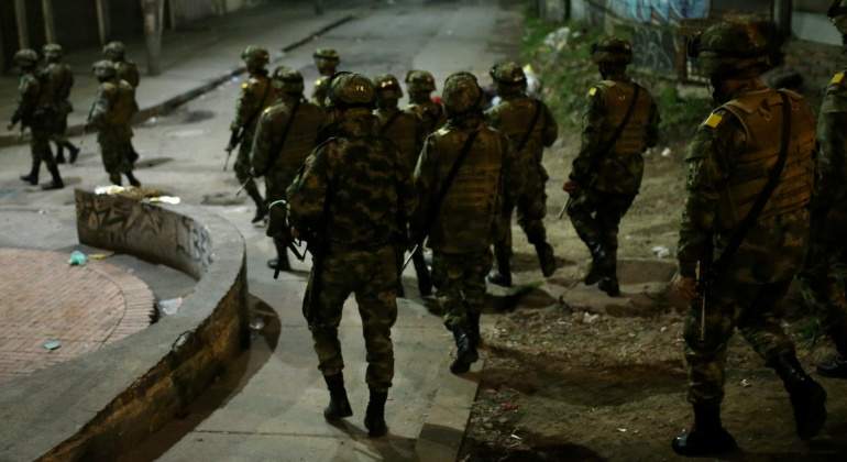 colombia-militares-protestas-reuters.jpg