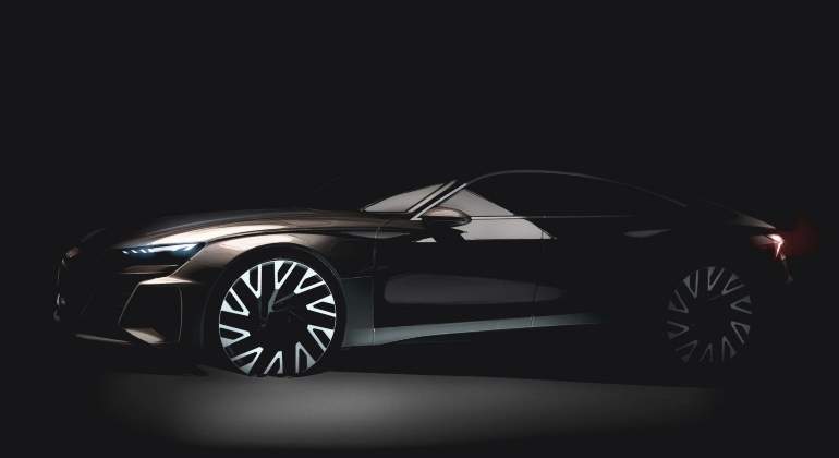 Audi-e-tron-GT-2018-01-teaser.jpg