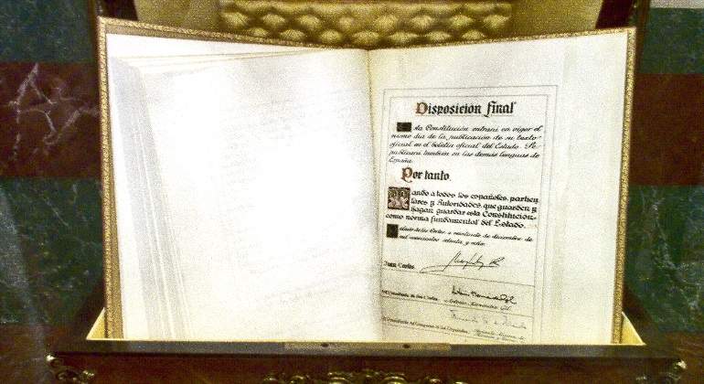 constitucion-congreso-wikimedia-commons.jpg