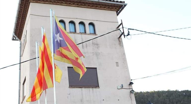 estelada-edificio-publico-buena-770x420-efe.jpg
