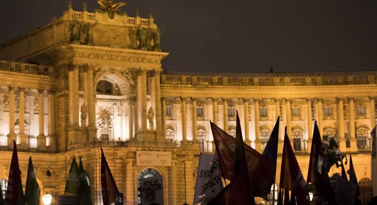 viena-manifestacion-gobierno-getty.jpg