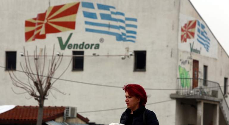 banderas-grecia-macedonia-reuters.jpg