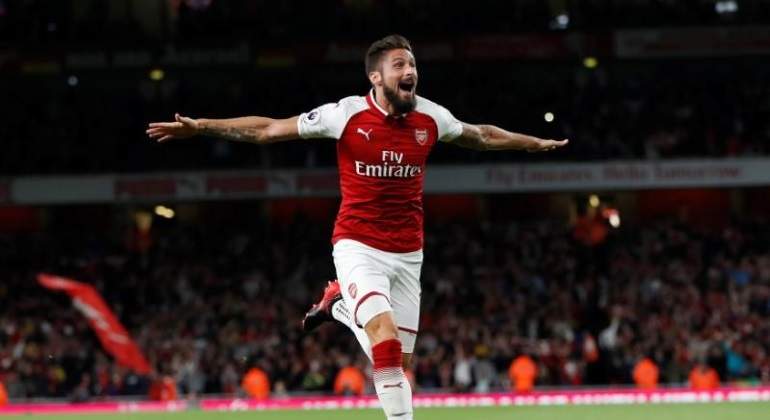 giroud-gol-leicester-reuters.jpg