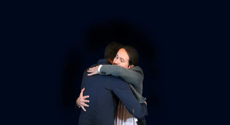 Abrazo-de-Sanchez-e-Iglesias-acuerdo-fomacioon-de-gobierno-2019.jpg