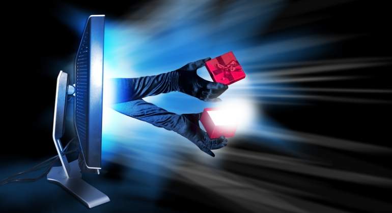hacking-ordenador-regalo-dreamstime.jpg