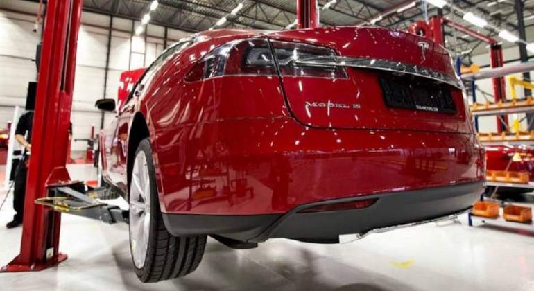 tesla-modelS-fabrica.jpg