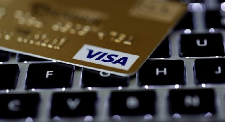 La-pandemia-llevo-a-un-aumento-de-las-transacciones-electronicas-Reuters.jpg