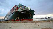 Las cifras que deja el atasco durante seis días del Canal de Suez