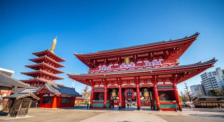 Templo-Senso-ji-en-Tokio-Japon-iStock.jpg