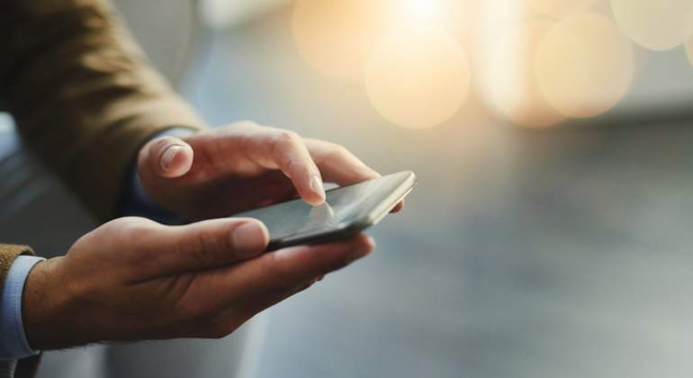 770-420-movil-iphone-istock.jpg