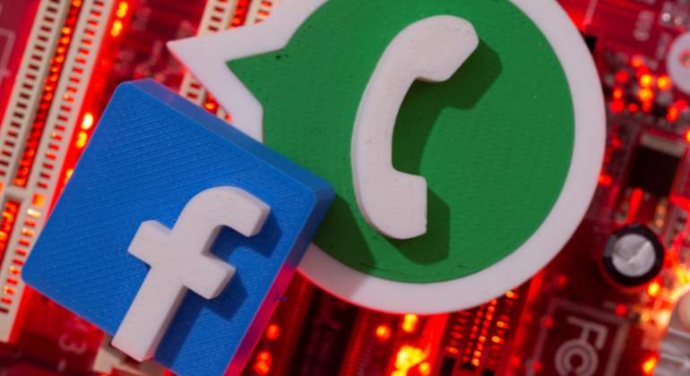 whatsapp-facebook-reuters-1.JPG