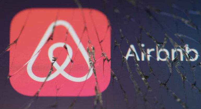 airbnb-cristal-roto.jpg