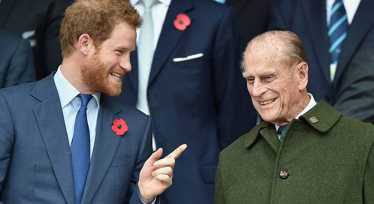 principe-harry-felipe-edimburgo-770.jpg