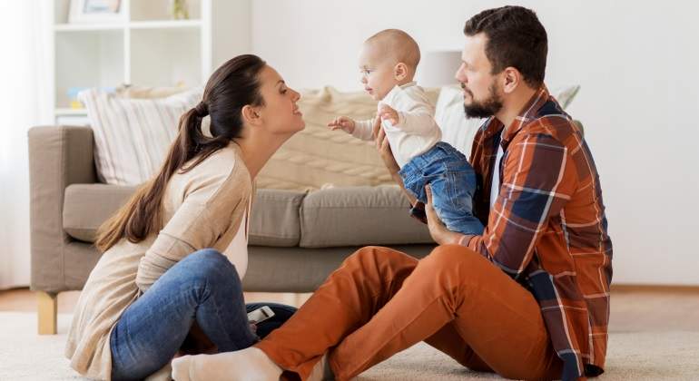 imagen-familia-de-tres.jpg