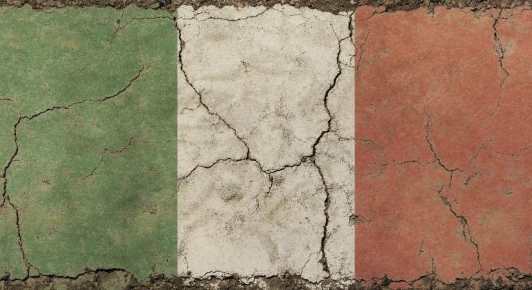 italia-bandera-desgaste-770x420.jpg