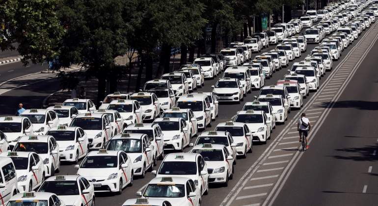 Madrid y Cataluña dificultan el plan de transferir las VTC a las autonomías