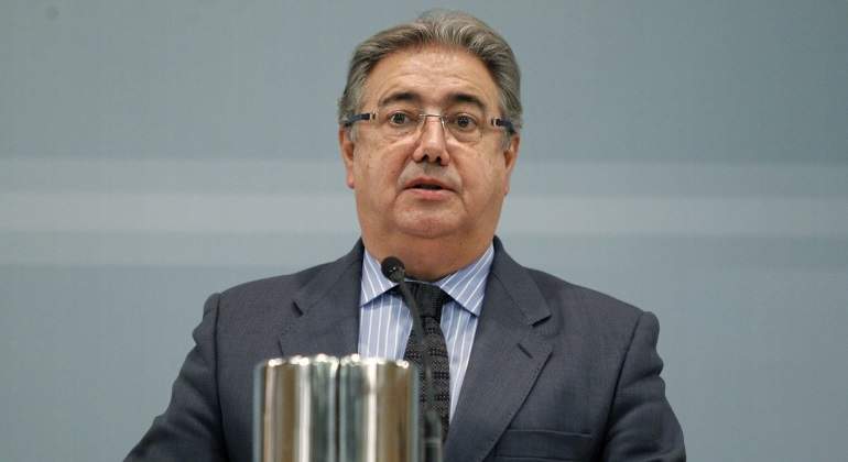 zoido-comparencia-ministro-interior-efe.jpg