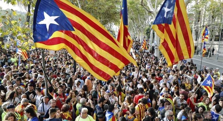 banderas-barcelona-protestas-reuters.jpg