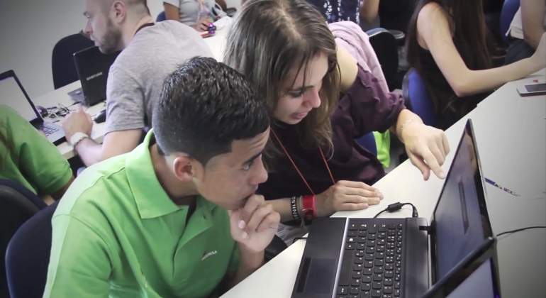 Iberdrola-Talento-Joven-_-Becas-Master1.jpg