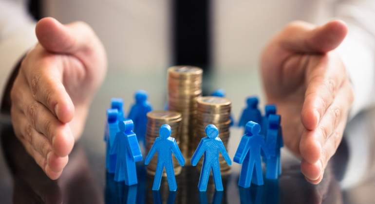 financiacion-participativa-colaborativa-crowdfunding-dinero-inversion-istock.jpg