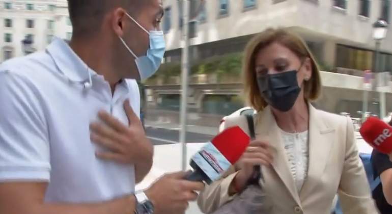 cospedal-reportero.jpg