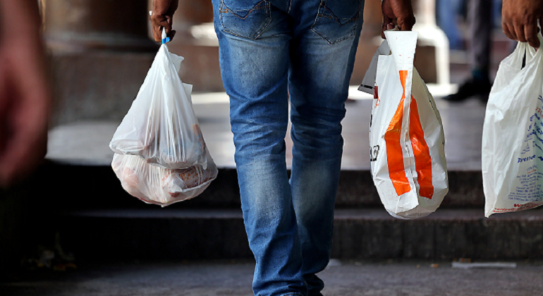 bolsas-de-plastico-archivo.png