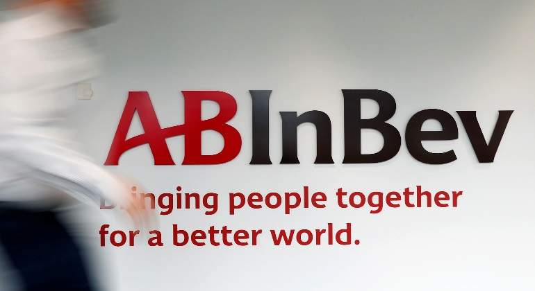 AB-InBev-cervecera-logo-reuters-770x420.jpg