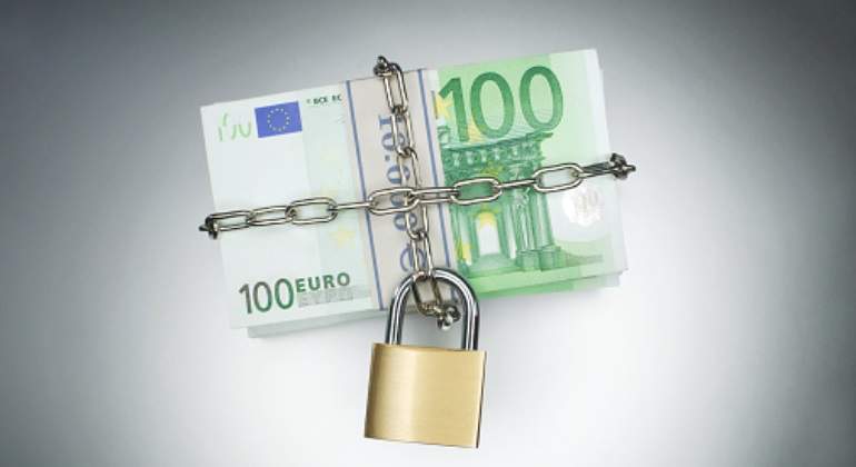 euros-billetes-candado-getty.jpg