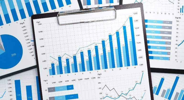 graficos-azules-istock.jpg