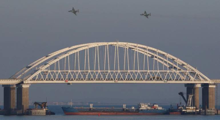 PUENTE-RUSIA-KERCH-AZOV-REUTERS.jpg