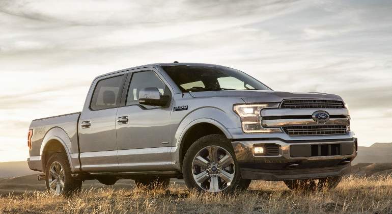 ford-f-150-2017-01.jpg