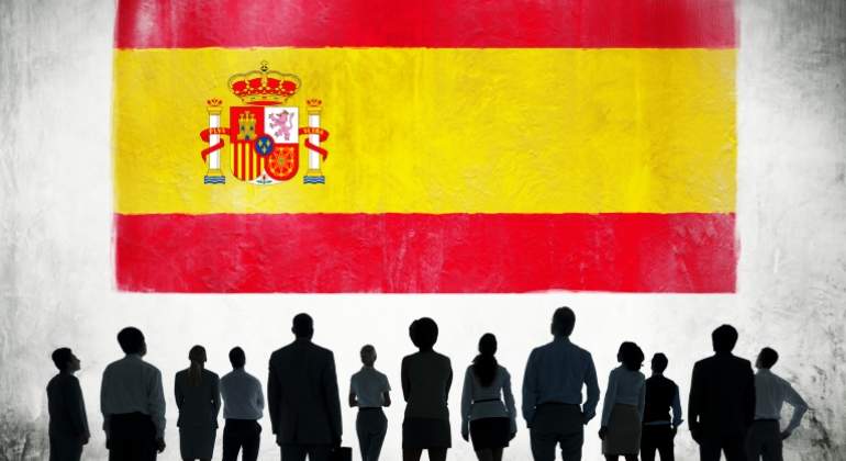 espana-personas-sombre-dreamstime.jpg