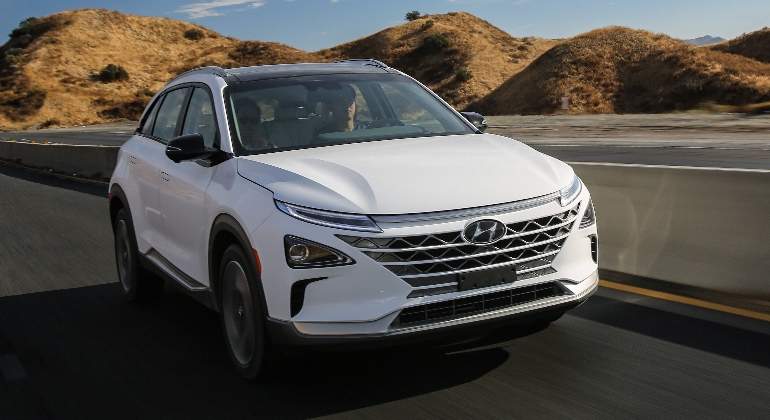 hyundai-nexo-2018-01.jpg