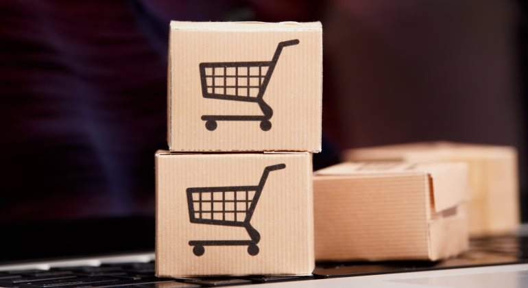 paquetes-envio-comercio-online-internet-770-dreamstime.jpg