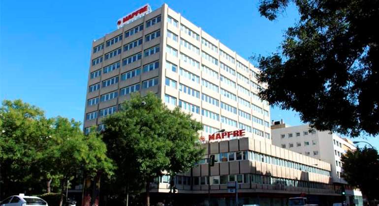 edificio-manuel-cortina.jpg