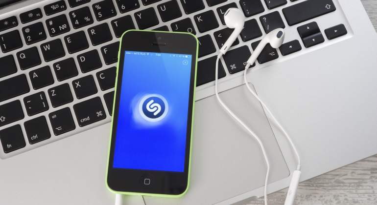 shazam-istock-770.jpg