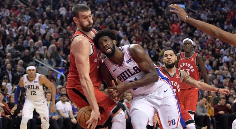 marc-gasol-embiid-raptors-sixers-2019-reuters.jpg