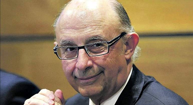 montoro-cristobal-lado-manos.jpg