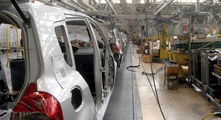 renault-fabrica-valladolid-efe.jpg