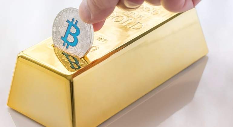 bitcoin-onza-oro.jpg